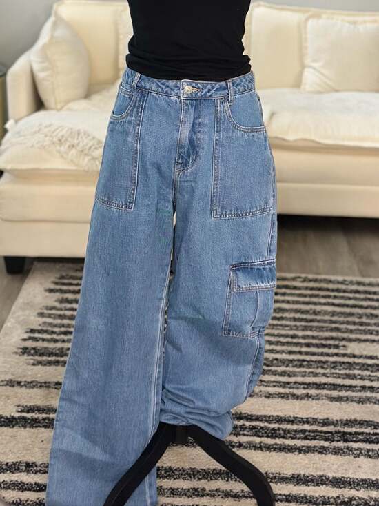 Forever 21 Denim - Forever 21 Mid-Rise Cargo Jeans
